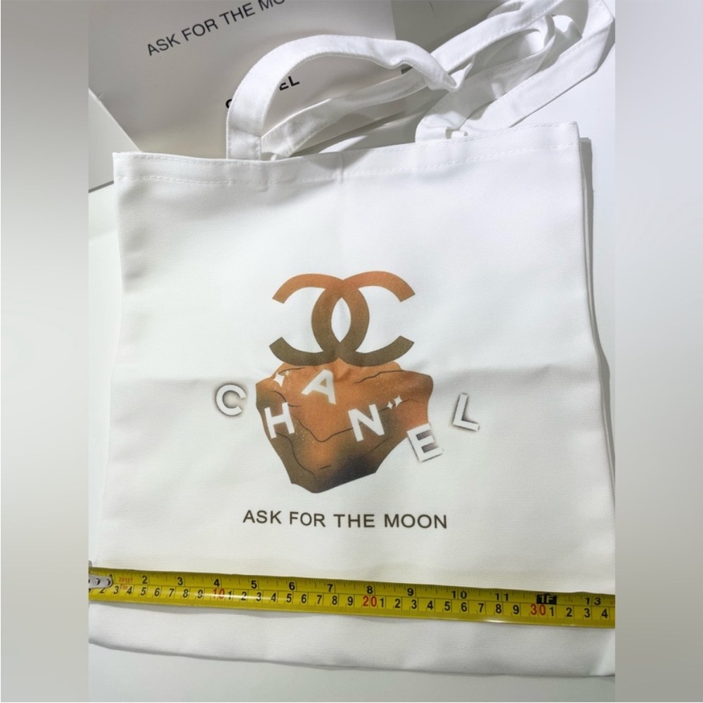 Chanel beauty gift ask for the moon canvas tote - Picture 11 of 13